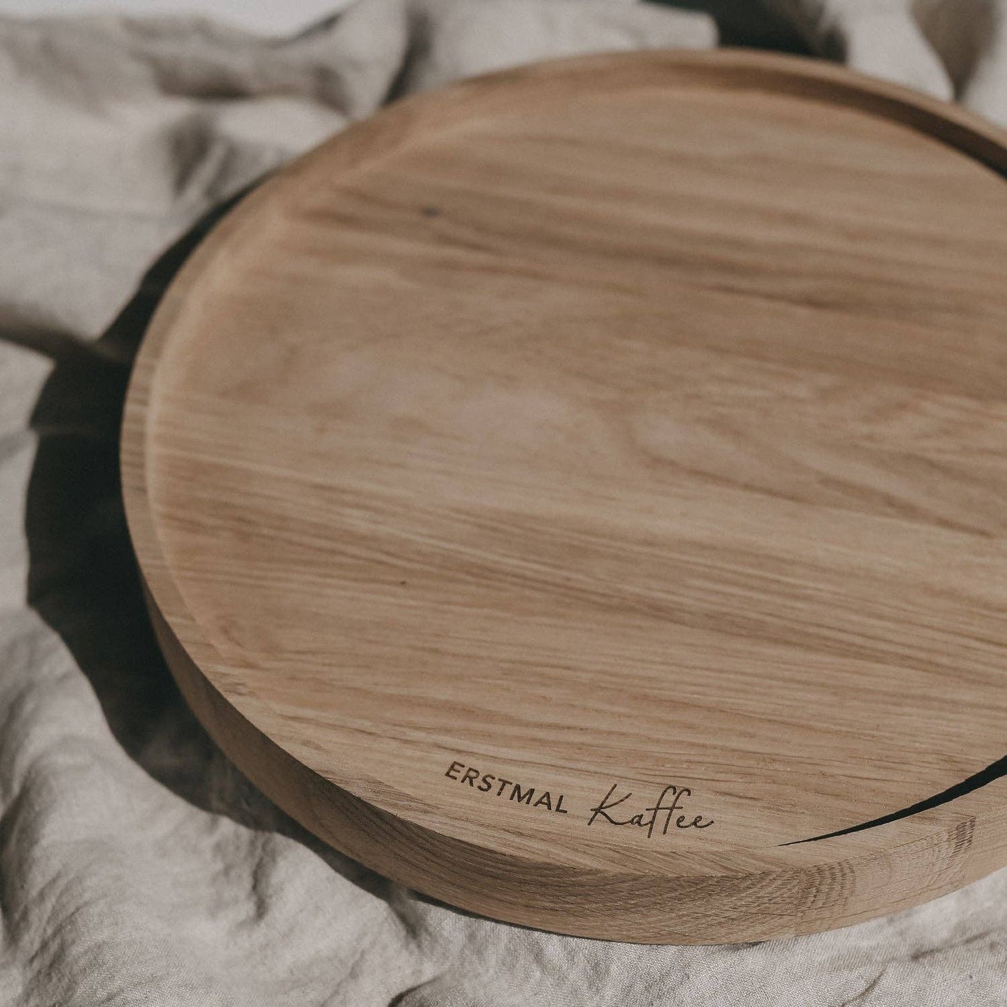Drehteller aus Eiche 'Erstmal Kaffee'