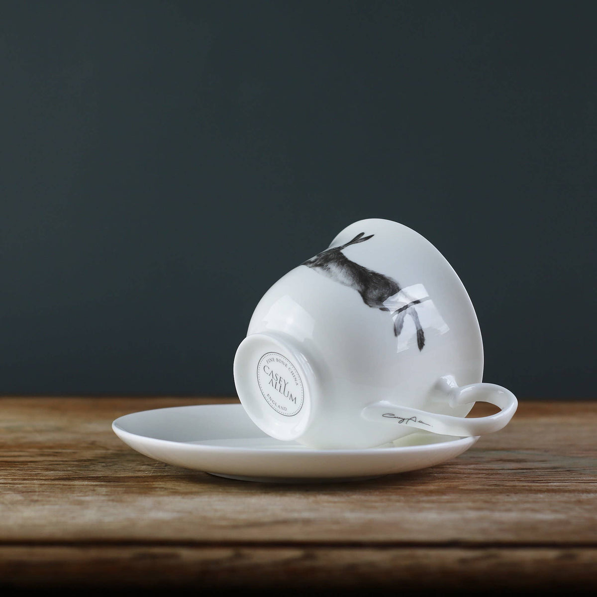 Edles Tee-Set aus Fine Bone China – Hasenmotiv, 3-teilig