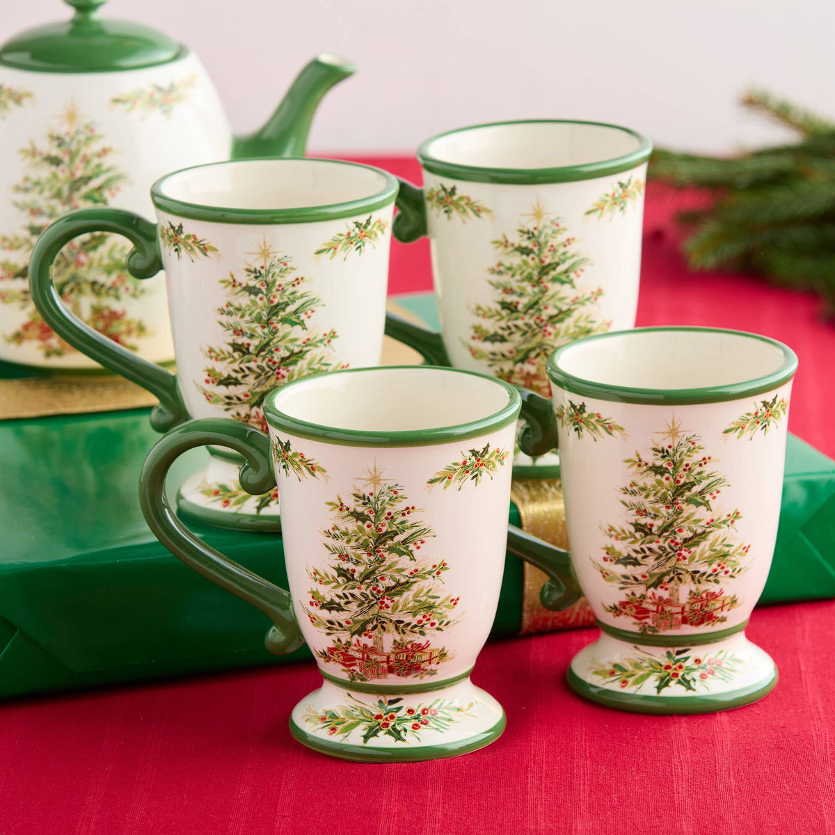 Holly Tree Keramik-Teekanne – Weihnachtsbaum | ca. 950 ml