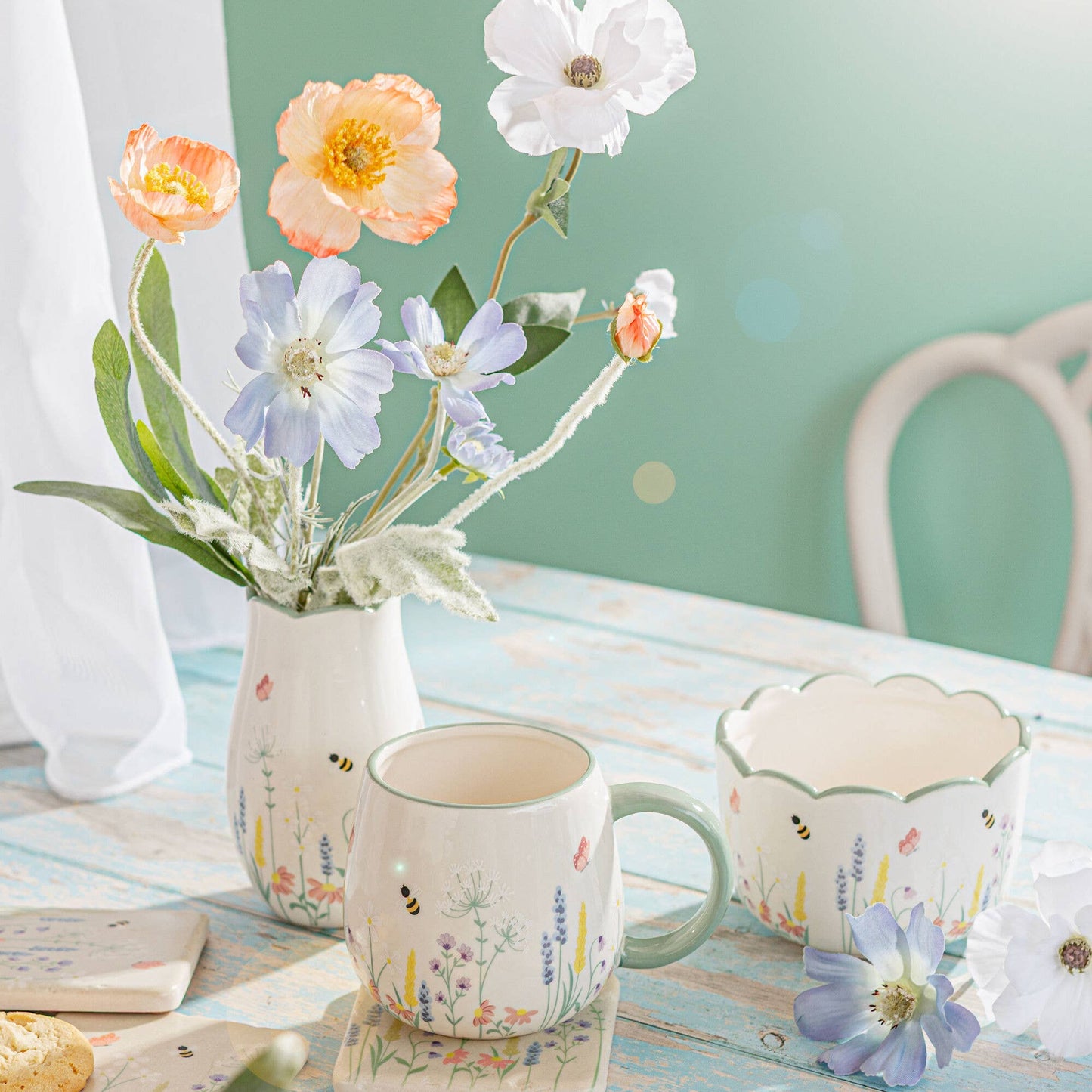 Tasse Wiesenblumen
