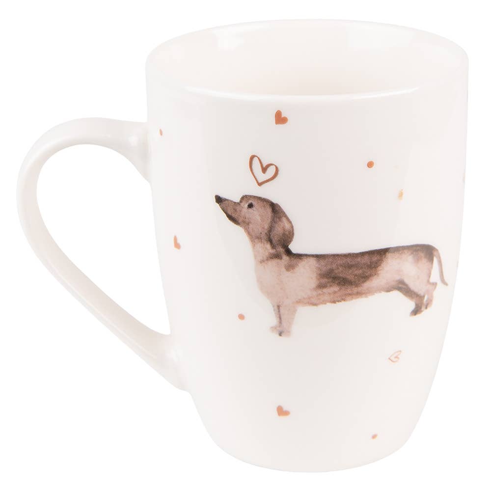 Becher mit beigebrauner Dackel