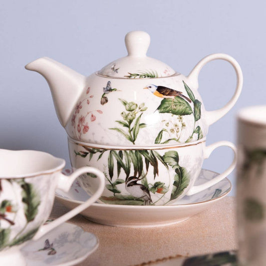 Tea for One aus weißem grünem Porzellan