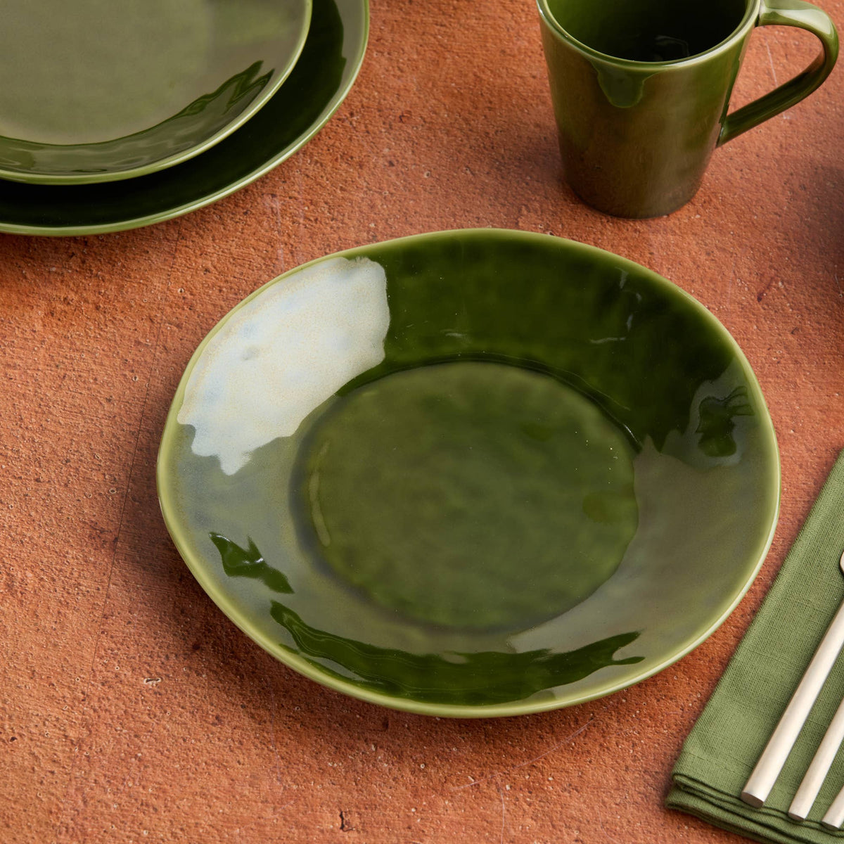 VERDE Speiseteller Set aus Steinzeug – Olivgrün | Ø ca. 28 cm