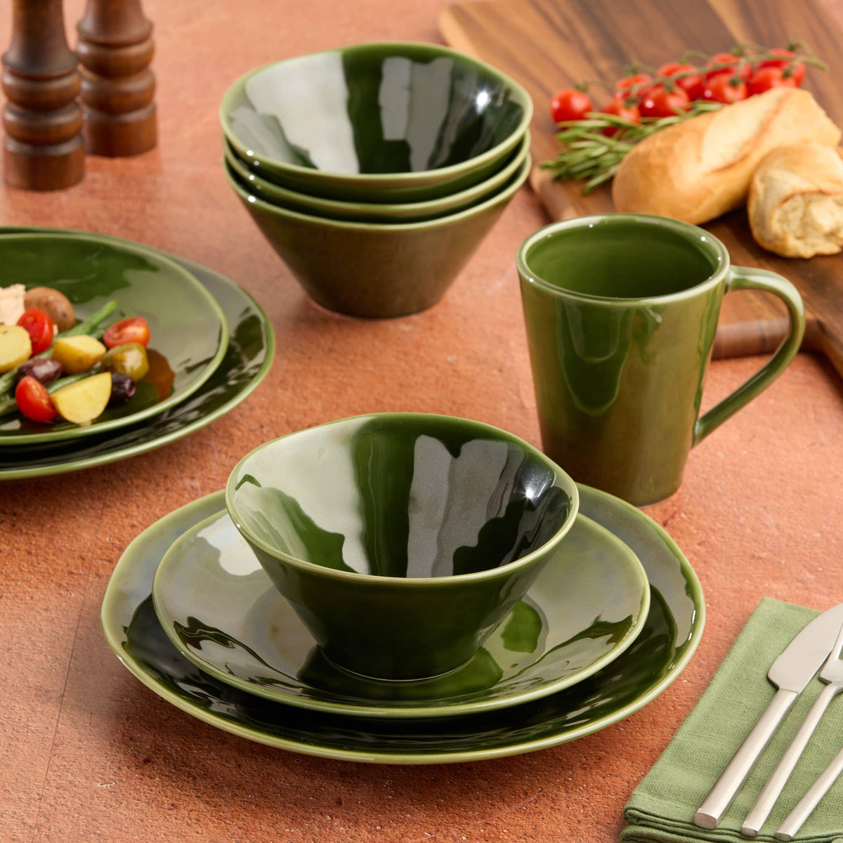 VERDE Speiseteller Set aus Steinzeug – Olivgrün | Ø ca. 28 cm