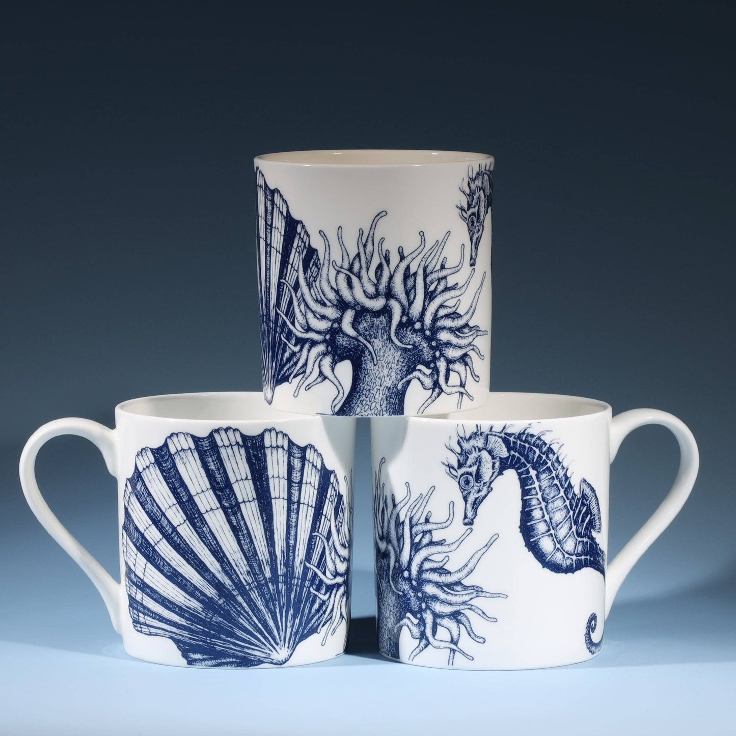 Tasse mit Seepferdchen