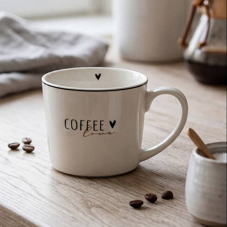 Porzellanbecher „Coffee Lover“ mit Herzmotiv – Weiß