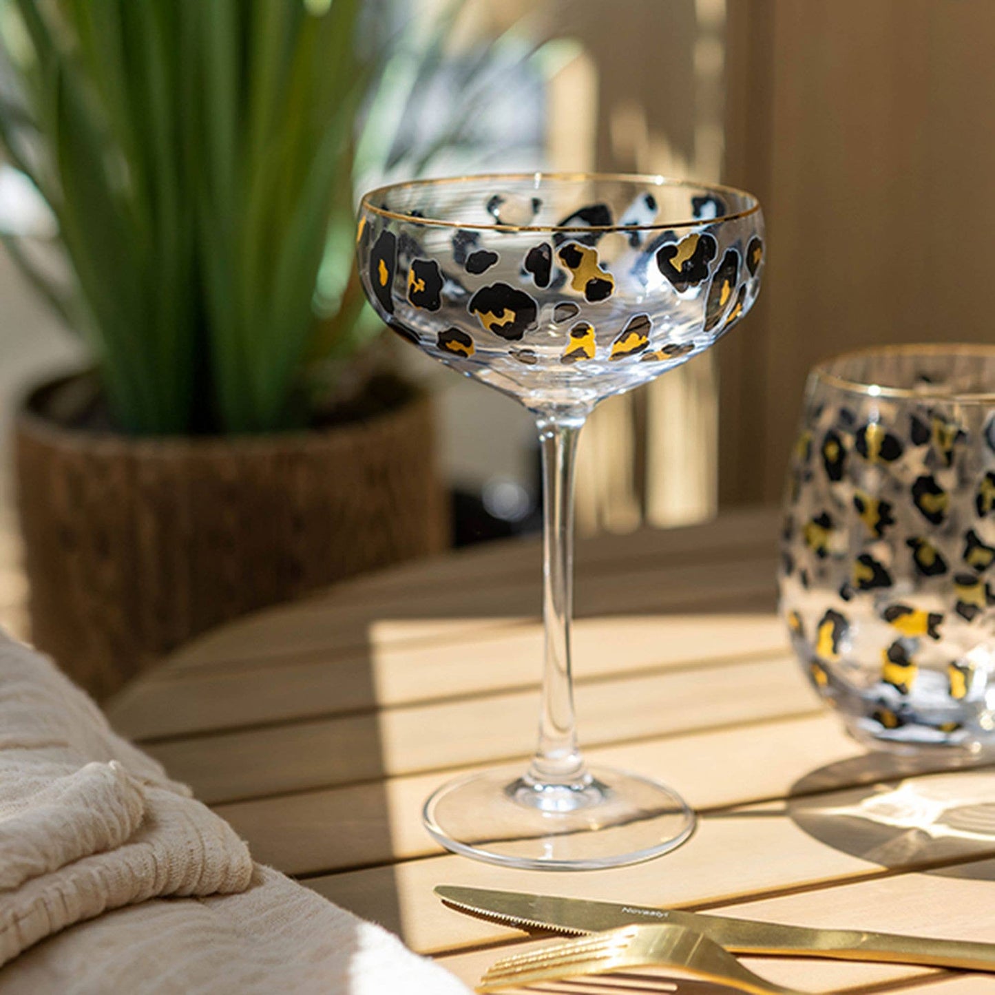 4ER-SET LEOPARD-SCHALEN