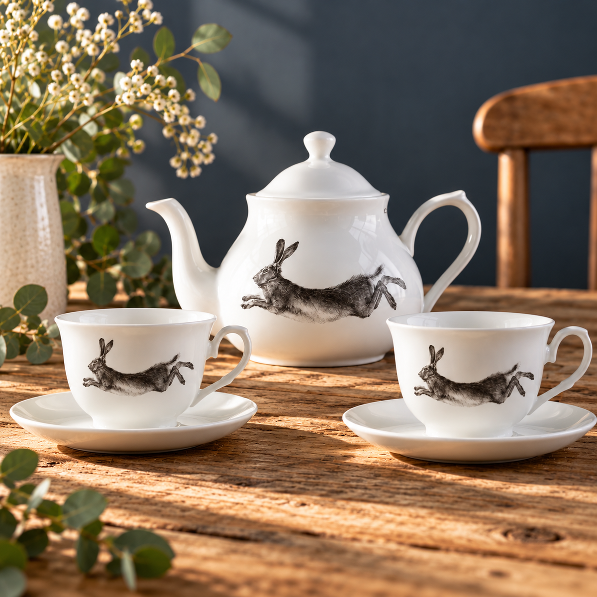 Edles Tee-Set aus Fine Bone China – Hasenmotiv, 3-teilig
