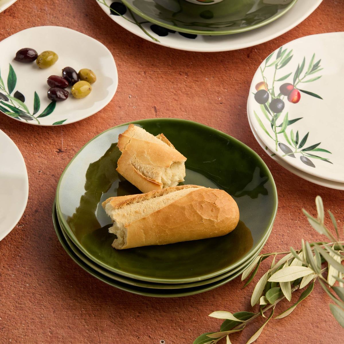 VERDE Steingut-Teller Set – Olivgrün | Ø ca. 23 cm