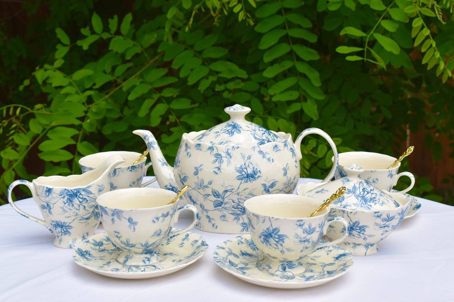 Vintage Teetasse und Untertasse BLU