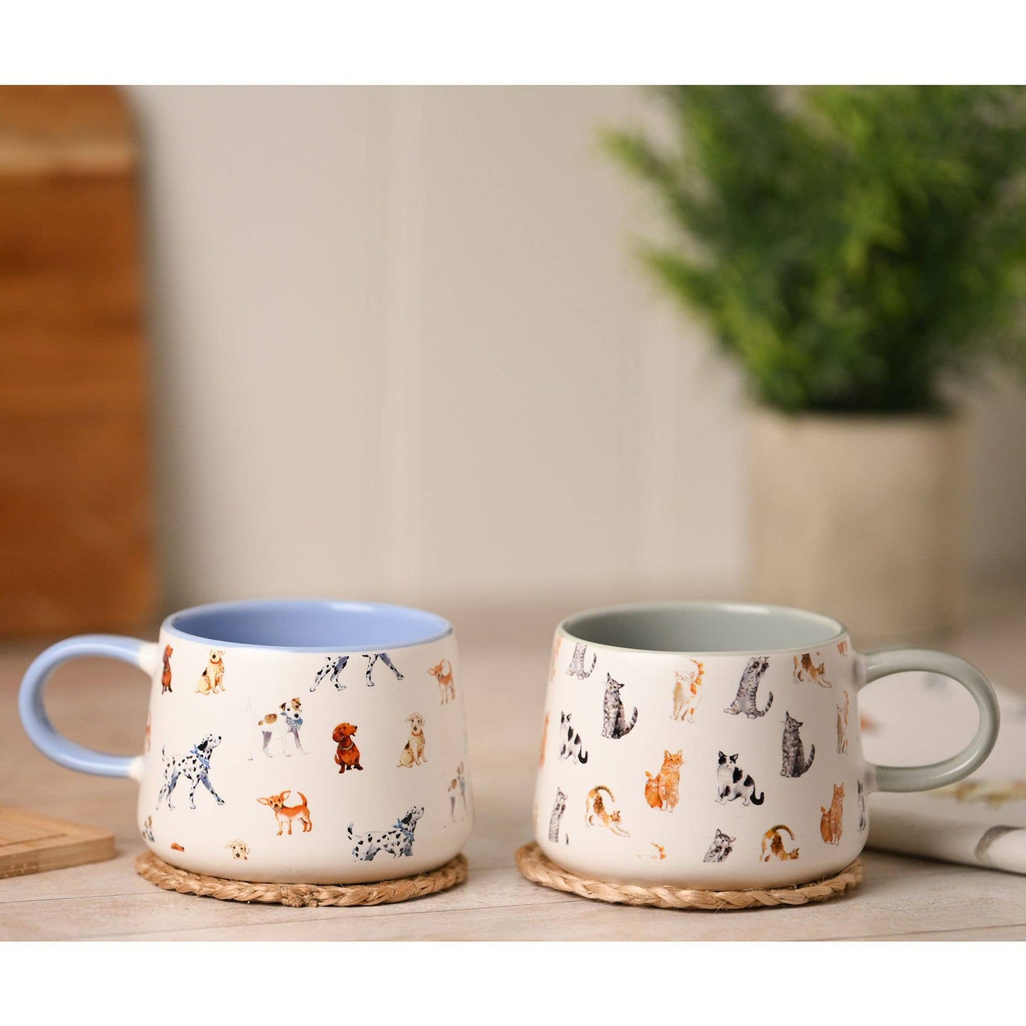 Keramiktasse mit Katzenmotiv