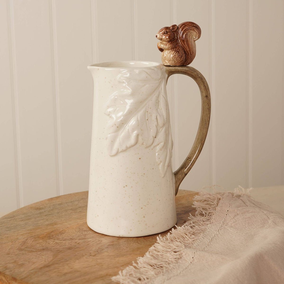 Landhausstil Eichhörnchen‑Eichel‑Krug