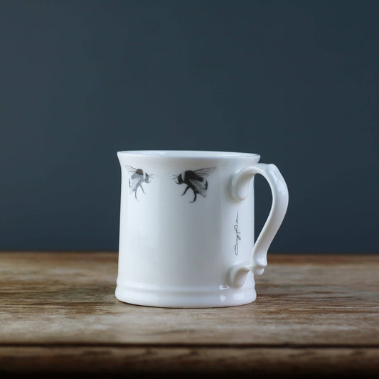 Becher Bumble & Bee aus feinem Porzellan