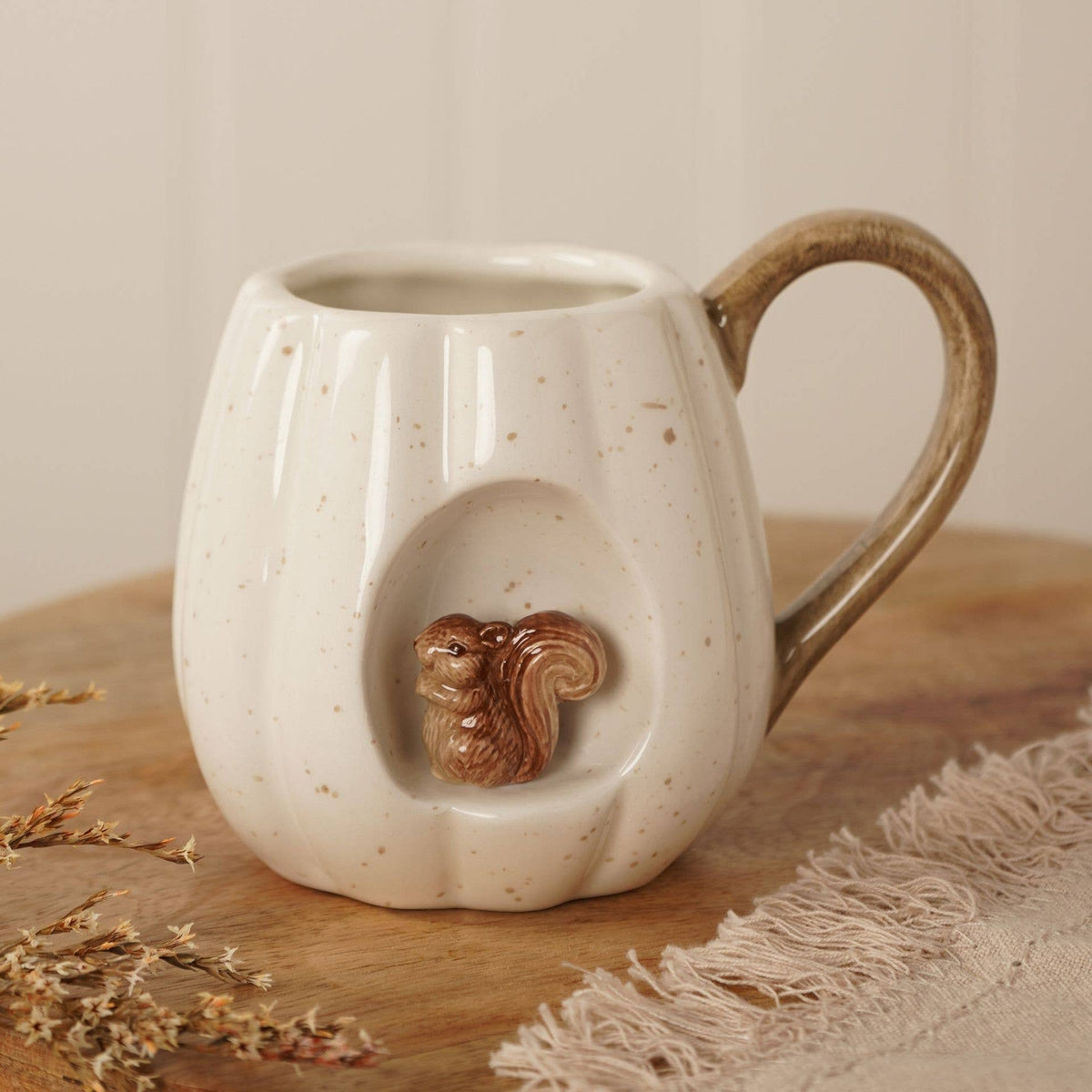 Country Living Becher mit Eichhörnchen-Einsatz